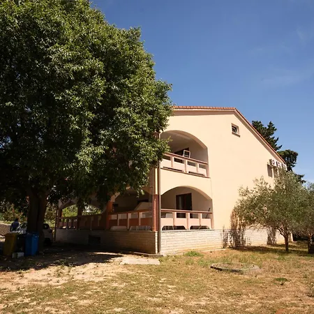 Villa Barbara Oasis Central Suite With Terrace Novalja Exterior photo