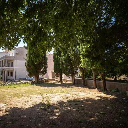 Villa Barbara Oasis Central Suite With Terrace Novalja Exterior photo