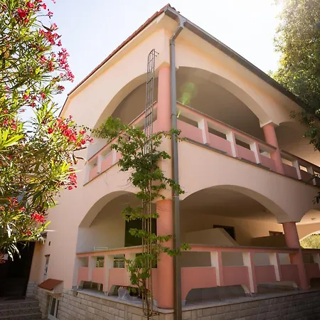 Villa Barbara Oasis Central Suite With Terrace Novalja Exterior photo
