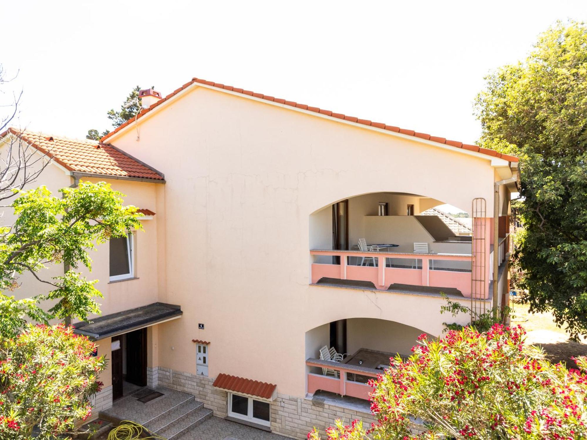 Barbara Oasis With Terrace Apartament